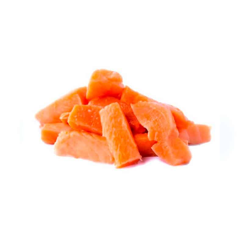 Pedaços de salmão fumado norueguês